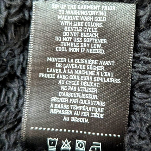 Men's XL Black Jacket with Hood - Picture 4 of 9